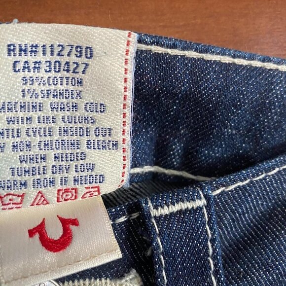 True Religion Becky Embellished Rhinestone Flap Button Pocket Stadium Patch Jean - Picture 4 of 8